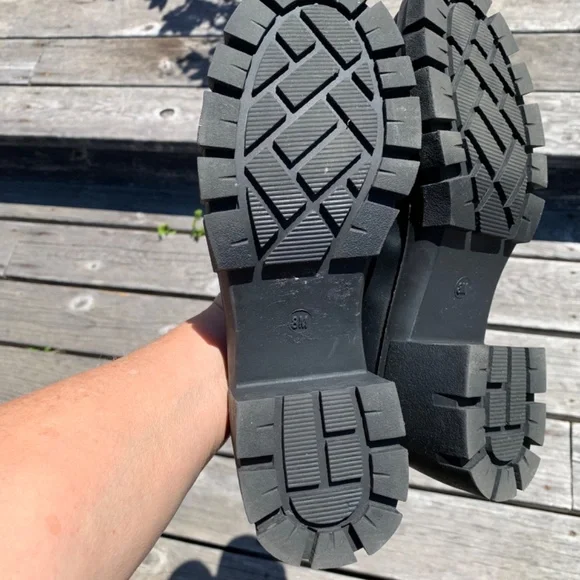 Classic Black Platform Penny Loafers - Women - Picture 9 of 9